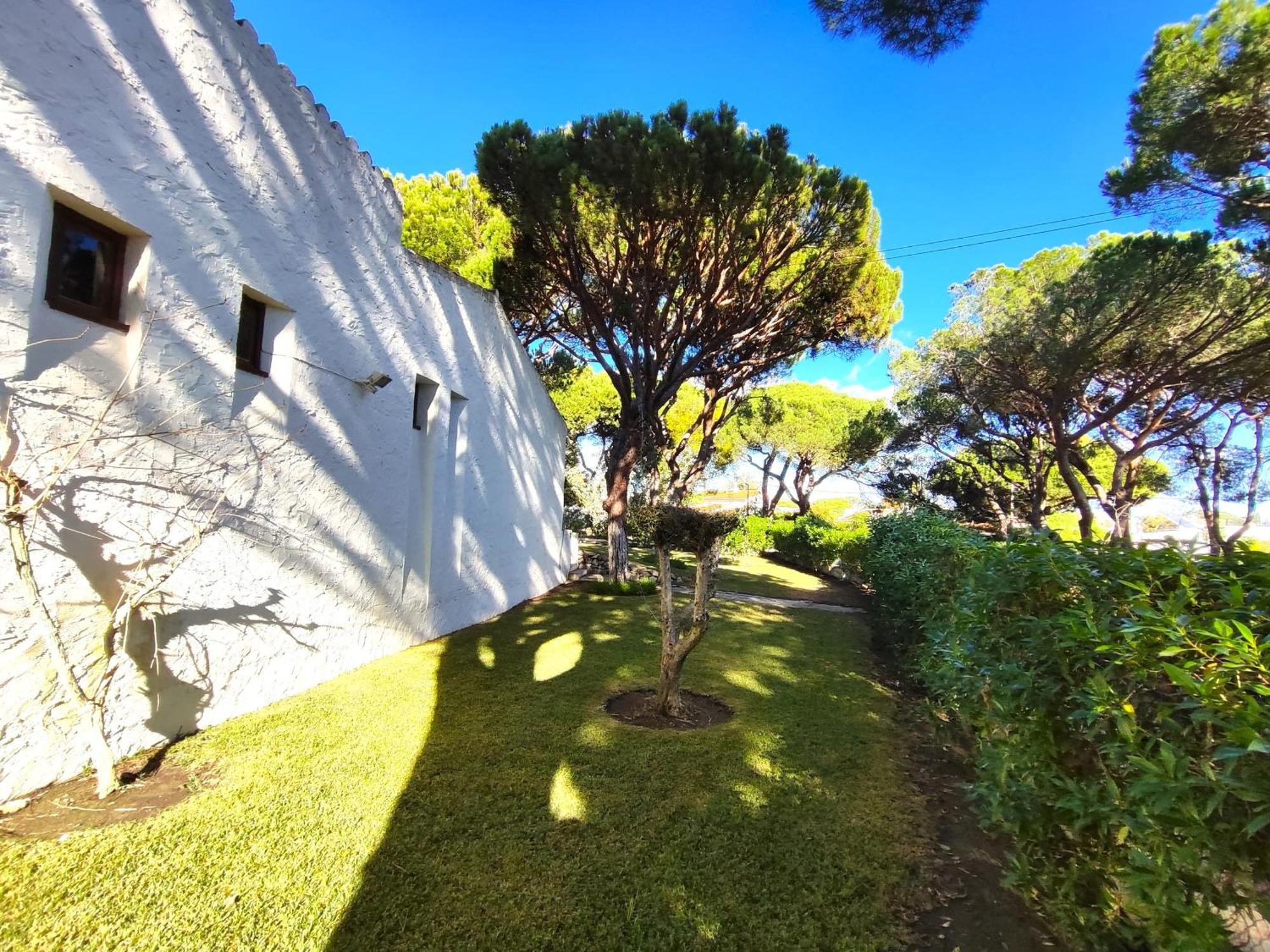 Villa Acoteias With Pool By Homing Albufeira